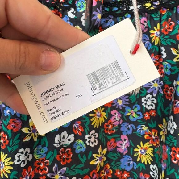 Johnny Was Jade NWT Dark Floral Puff Balloon Sleeve RISA POPLIN BLOUSE XL‎ - Picture 7 of 10